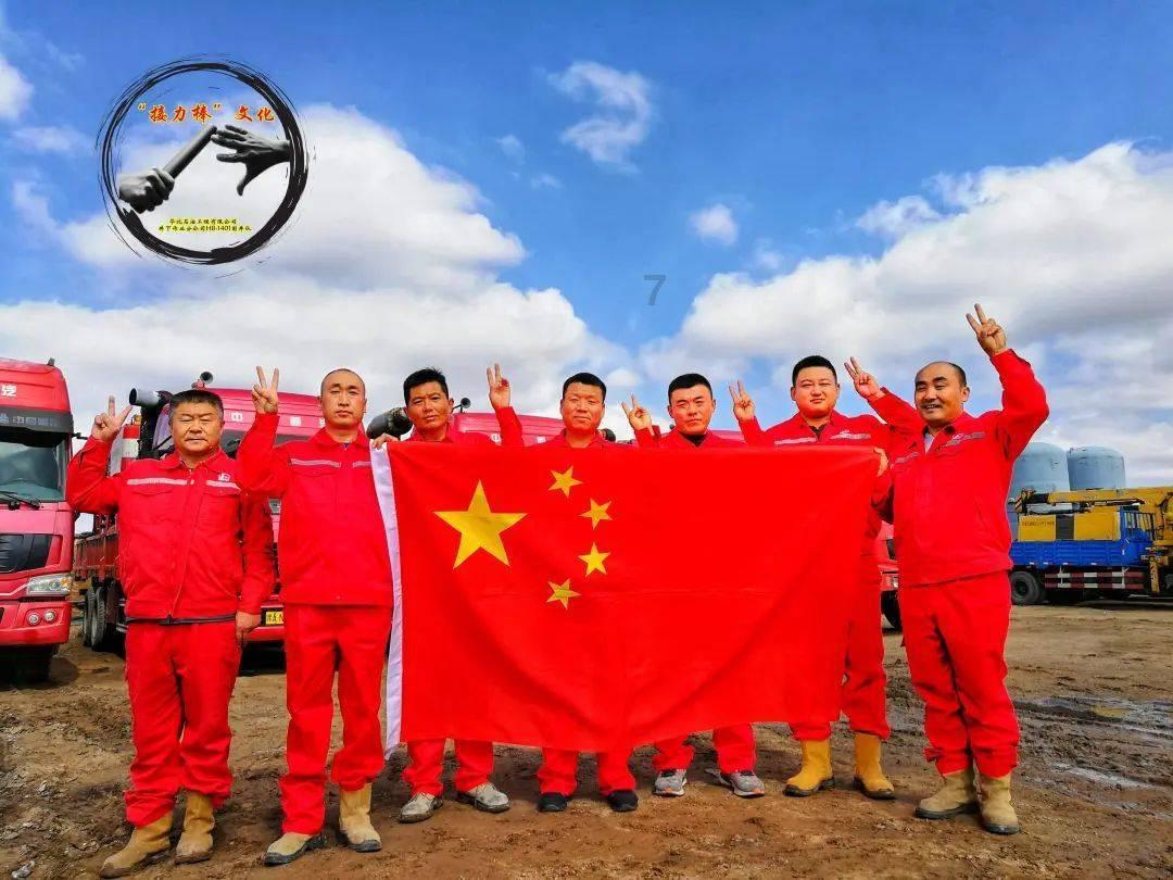 瞅瞅有料的我家里台式的电脑前几天开始出现白屏和蓝屏,蓝屏没有代码就是纯的蓝色,我换了系统和显示连接线,还是...蜗牛问答